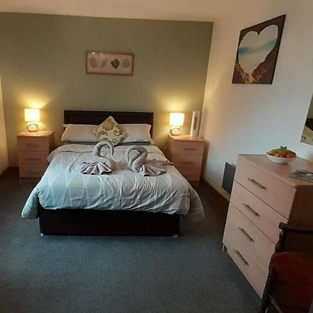 The Broads B&B With Private Shower Room And Wc Potter Heigham Екстериор снимка
